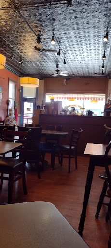 Cafe «Treats On Bridge Street», reviews and photos, 110 W Bridge St, Elkader, IA 52043, USA