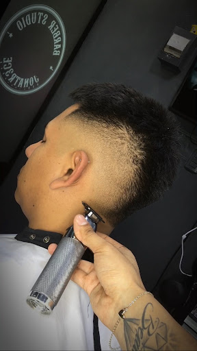 BARBERIA SAN BORJA BY @JONATR3CE