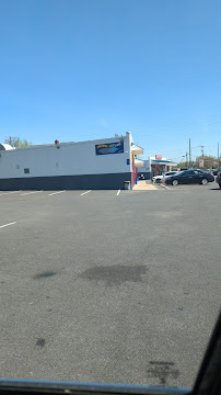 Blue Laundromat - Photo 2 - Car repair in Alexandria, VA, Waldorf
