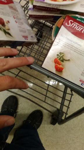 Grocery Store «Giant Food Stores», reviews and photos, 611 Main St, Harleysville, PA 19438, USA