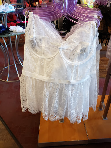 Lingerie Store «Hustler Hollywood», reviews and photos, 1038 Lebanon St, Monroe, OH 45050, USA