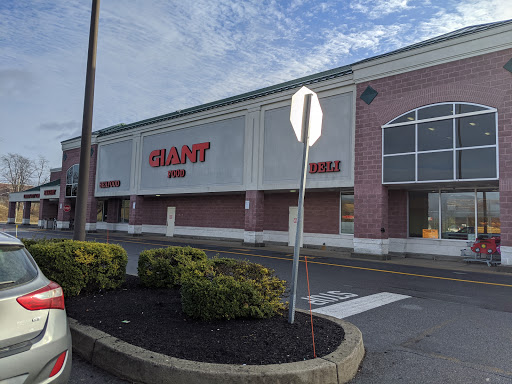 Grocery Store «Giant Food Stores», reviews and photos, 360 S 2nd St, Mcconnellsburg, PA 17233, USA