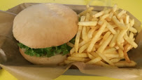 Plats et boissons du Restaurant de hamburgers Le Saint Cyr Pizz Burger à Saint-Cyr-sur-Menthon - n°4