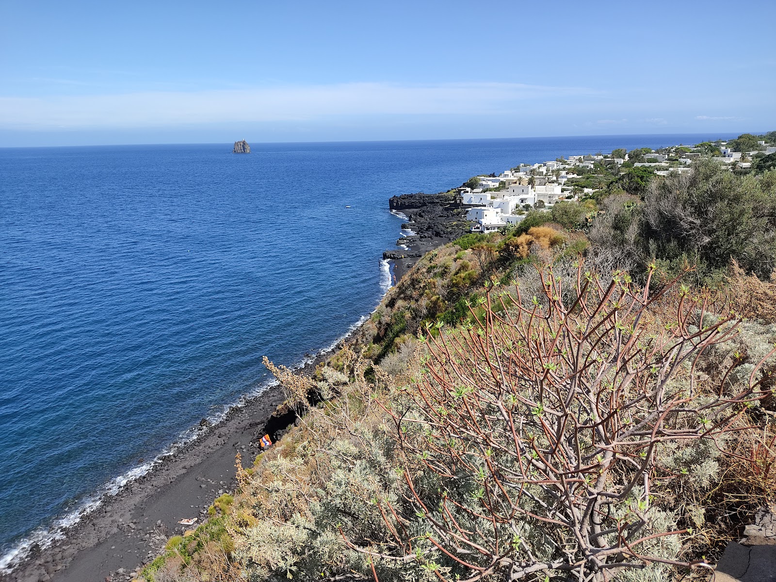 Spiaggia Lunga'in fotoğrafı doğrudan plaj ile birlikte