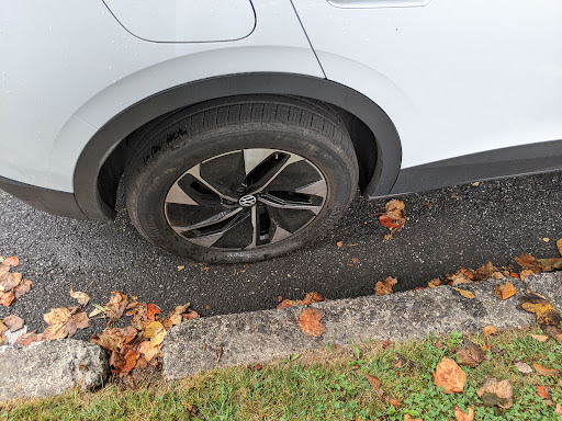 Tire Shop «Tires Plus», reviews and photos, 900 Lancaster Ave, Bryn Mawr, PA 19010, USA