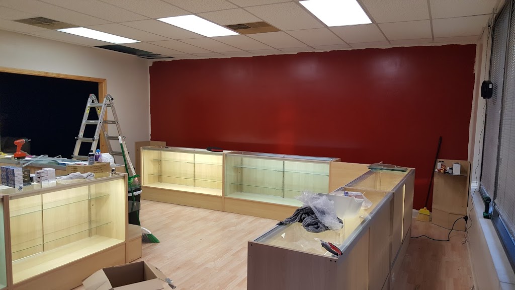 Phoenix Salon 61115