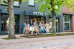 Peter Fashion & Trends image