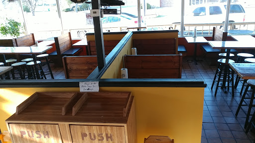 Chicken Wings Restaurant «Wing Cafe», reviews and photos, 7521 Parkway Dr, Leeds, AL 35094, USA