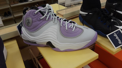 Department Store «Marshalls», reviews and photos, 8483 Grand River Ave, Brighton, MI 48116, USA