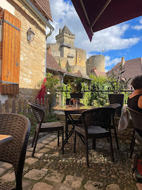 Atmosphère du Restaurant Les Tilleuls à Castelnaud-la-Chapelle - n°2