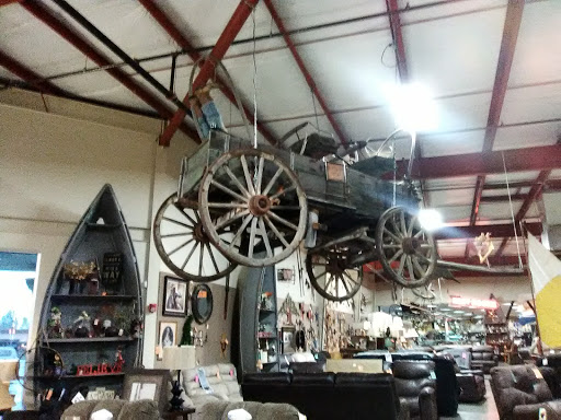 Furniture Store «Hometown Furniture Center», reviews and photos, 2665 S Santiam Hwy, Lebanon, OR 97355, USA