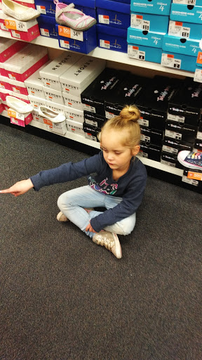 Shoe Store «Rack Room Shoes», reviews and photos, 1985 E Main St #1, Spartanburg, SC 29307, USA