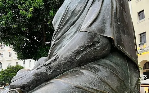 Statue of Aristotle image