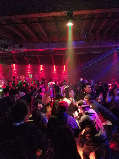 Night Club «The Hangar», reviews and photos, 1823 SE Tualatin Valley Hwy, Hillsboro, OR 97123, USA