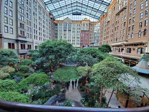 Mystic Falls Park, Parking lot, 5111 Boulder Hwy, Las Vegas, NV 89122