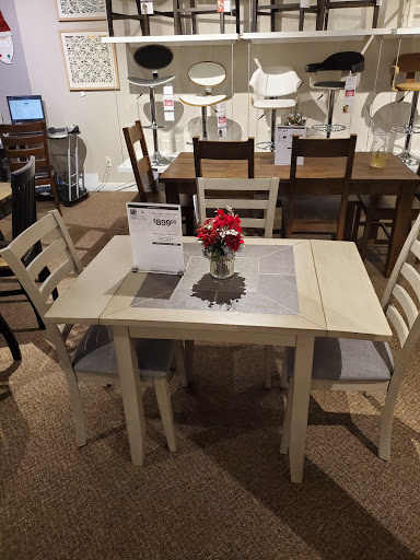Furniture Store «Gardner-White Furniture», reviews and photos, 45300 Hayes Rd, Macomb, MI 48044, USA