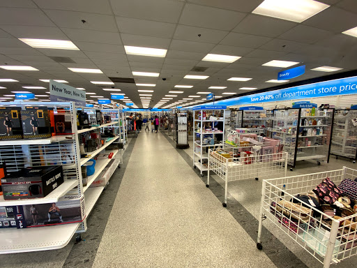 Clothing Store «Ross Dress for Less», reviews and photos, 1425 E Hallandale Beach Blvd, Hallandale Beach, FL 33009, USA