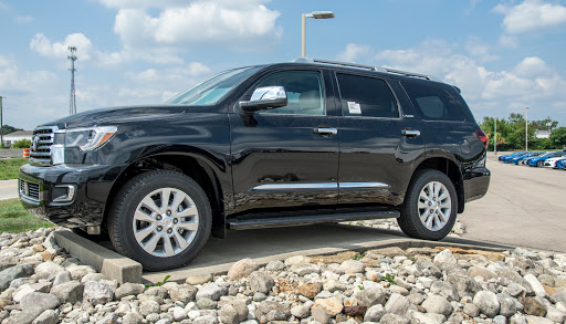 Toyota Dealer «Voss Toyota», reviews and photos, 2110 Heller Dr, Dayton, OH 45434, USA