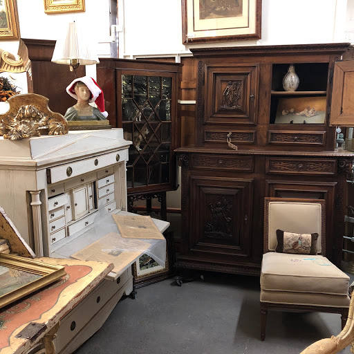 Antique Store «Baileywyck Antiques of Middleburg», reviews and photos, 21197 St Louis Rd, Middleburg, VA 20117, USA