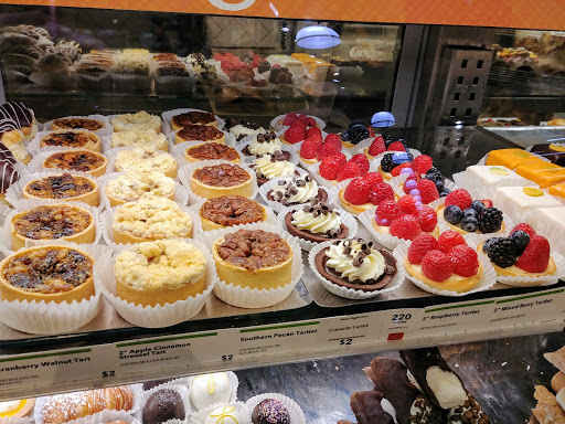 Grocery Store «Whole Foods Market», reviews and photos, 94 Derby St, Hingham, MA 02043, USA