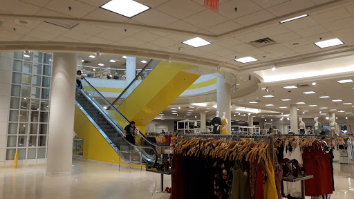 Clothing Store «Forever 21», reviews and photos, 10306 Southside Blvd, Jacksonville, FL 32256, USA