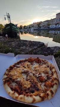 Plats et boissons du Pizzeria Pizza Roberto | Food Truck à Castelnaudary - n°3