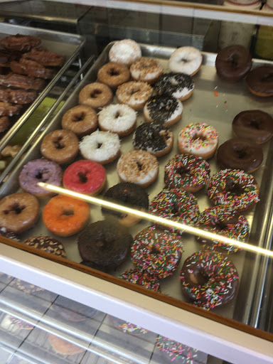 Donut Shop «Golden Donuts», reviews and photos, 4041 Governor Dr, San Diego, CA 92122, USA