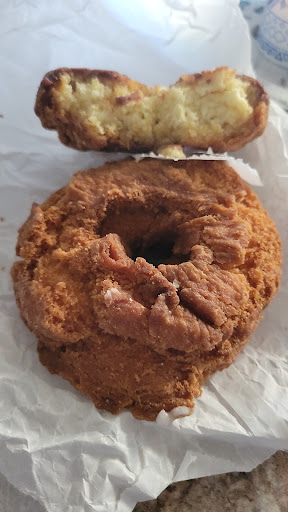 Donut Shop «Old Fashioned Donuts», reviews and photos, 11248 S Michigan Ave, Chicago, IL 60628, USA