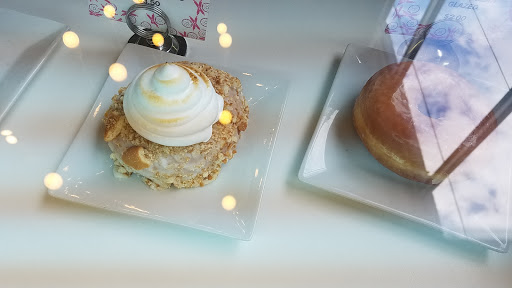 Donut Shop «Glazed Donut Works», reviews and photos, 2644 Elm St, Dallas, TX 75226, USA