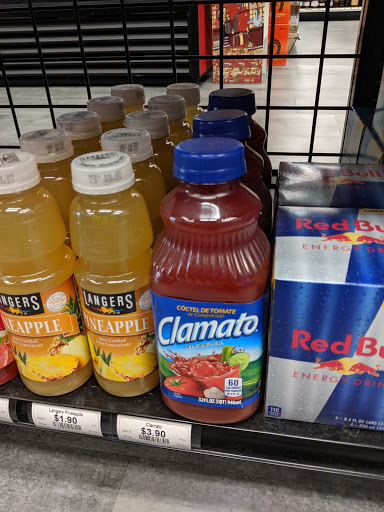 Liquor Store «Rose Town Beverage», reviews and photos, 550 SW Washington St, Portland, OR 97204, USA