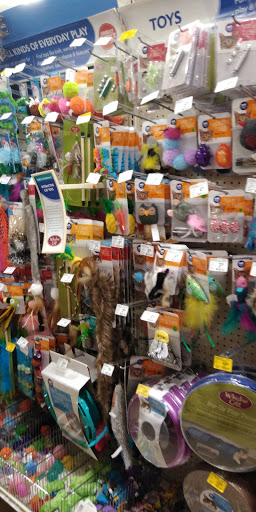 Pet Supply Store «PetSmart», reviews and photos, 1671 E Market St, Harrisonburg, VA 22801, USA