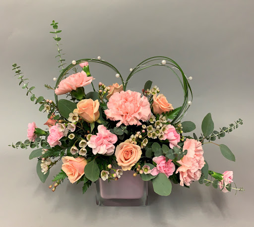 Florist «Harriets Flowers», reviews and photos, 226 College Ave W, Ruskin, FL 33570, USA