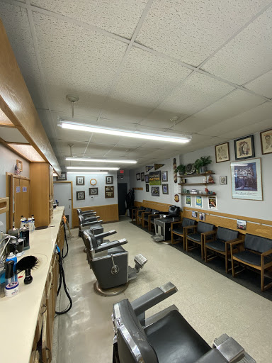 Barber Shop «Monona Barber Shop», reviews and photos, 5505 Monona Dr, Monona, WI 53716, USA