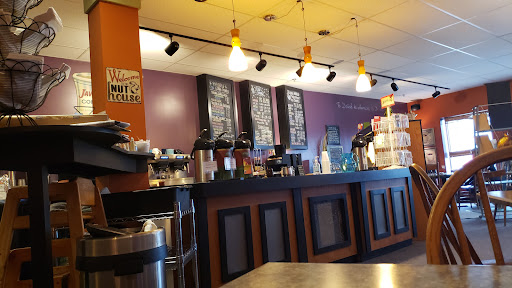Perks Coffee Cafe, 104 W 8th St, Monroe, WI 53566, USA, 