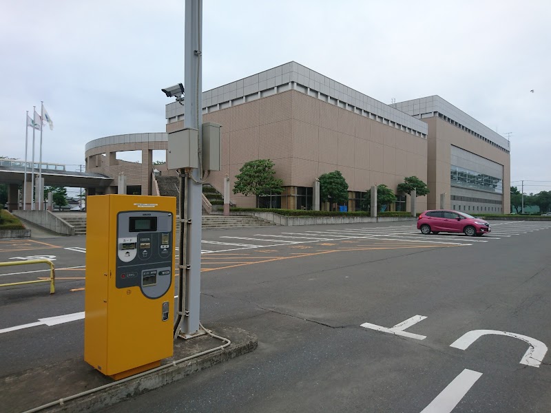 十和田市総合体育センター駐車場