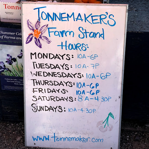 Tourist Attraction «Tonnemaker Valley Farm & Woodinville Farm Stand», reviews and photos, 16215 140th Pl NE, Woodinville, WA 98072, USA