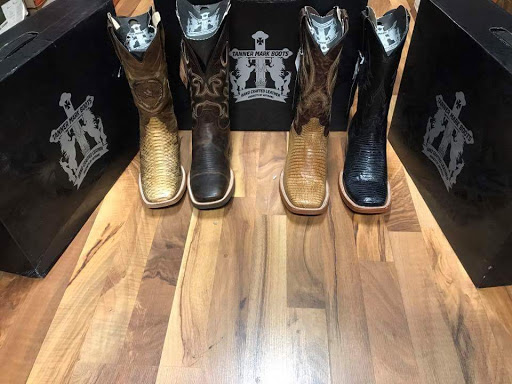 Shopping Mall «Elgin Shopping Mall», reviews and photos, 308 S McLean Blvd, Elgin, IL 60123, USA