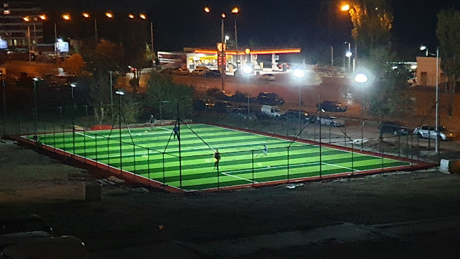 Отзиви за Общинско футболно игрище в София - Спортен комплекс