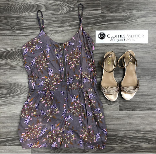 Used Clothing Store «Clothes Mentor», reviews and photos, 306 Oyster Point Rd, Newport News, VA 23602, USA