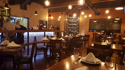 Garufa Steakhouse - Paseo Las Olas 6D11, Playa Arenos, 83555 Puerto Peñasco, Son., Mexico