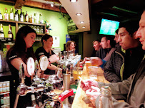 Atmosphère du Restaurant The Frog - Highest Pub in Europe à Les Belleville - n°3