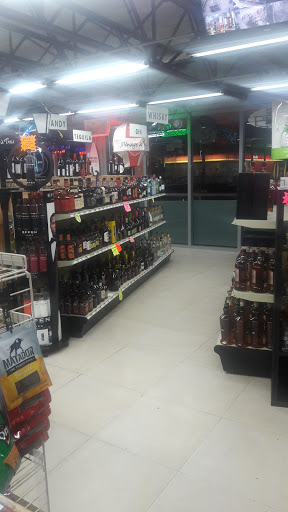 Liquor Store «24 Liquors - Hallandale Beach Liquor Store», reviews and photos, 3101 Hallandale Beach Blvd #100, Hallandale Beach, FL 33009, USA