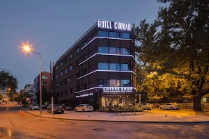 Hotel Cinnah image