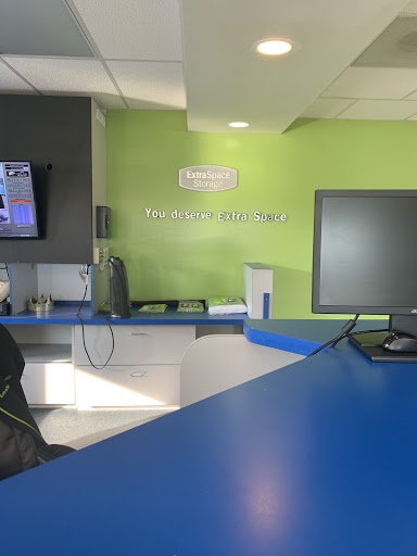 Self-Storage Facility «Extra Space Storage», reviews and photos, 3481 Mall Loop Dr, Joliet, IL 60431, USA