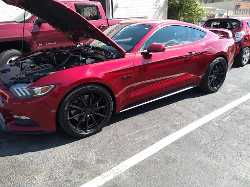 Auto Body Shop «Burnt Mills Auto Body», reviews and photos, 10753 Columbia Pike, Silver Spring, MD 20901, USA