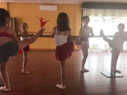 Escuela de Danza Carolina Huertas
