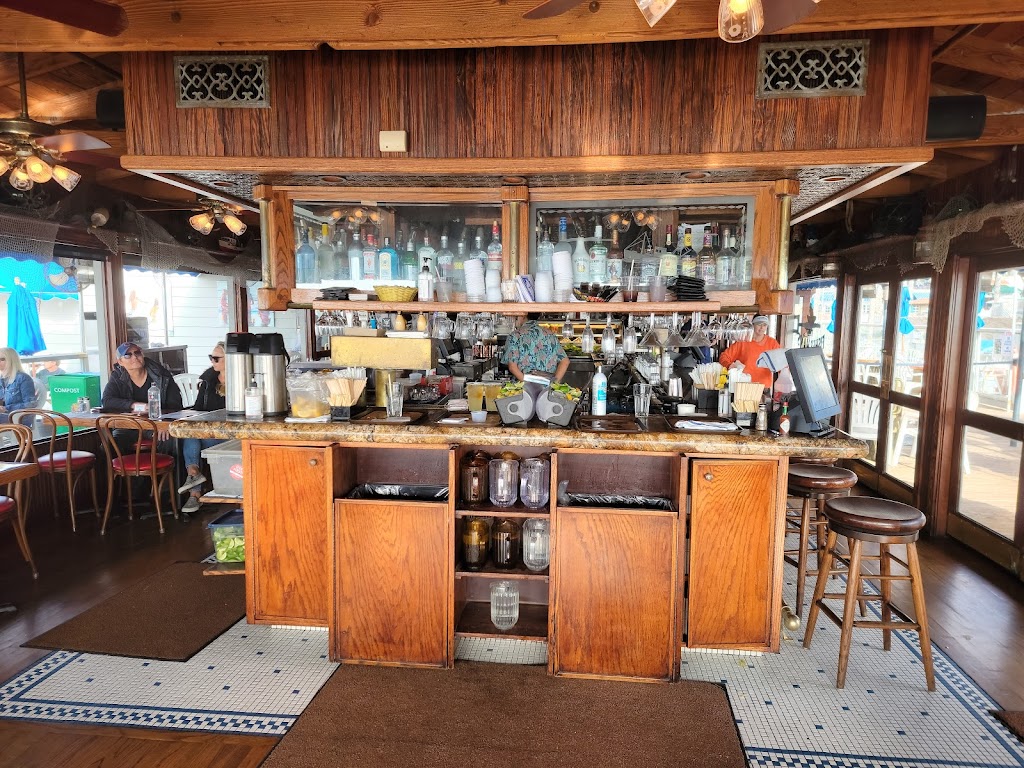 Fisherman's Restaurant & Bar 92672