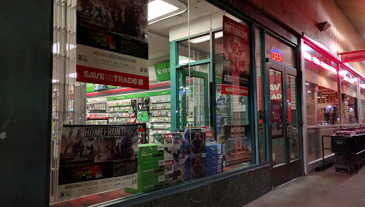 GameStop, 1542 Union Tpke, New Hyde Park, NY 11040, USA, 