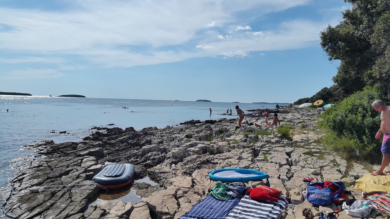 Foto av Cisterna strand - rekommenderas för familjeresenärer med barn