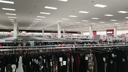 Clothing Store «Burlington Coat Factory», reviews and photos, 271 Cottage Grove Rd, Bloomfield, CT 06002, USA